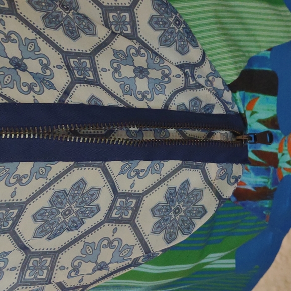 Save the Queen sequin sleeve multicolored print t shirt w/back zipper detail Sm - Picture 6 of 11